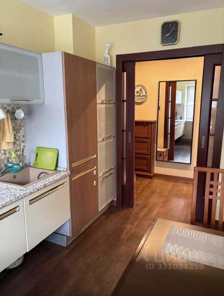 2-комнатная квартира, 56 м² — фотография 2