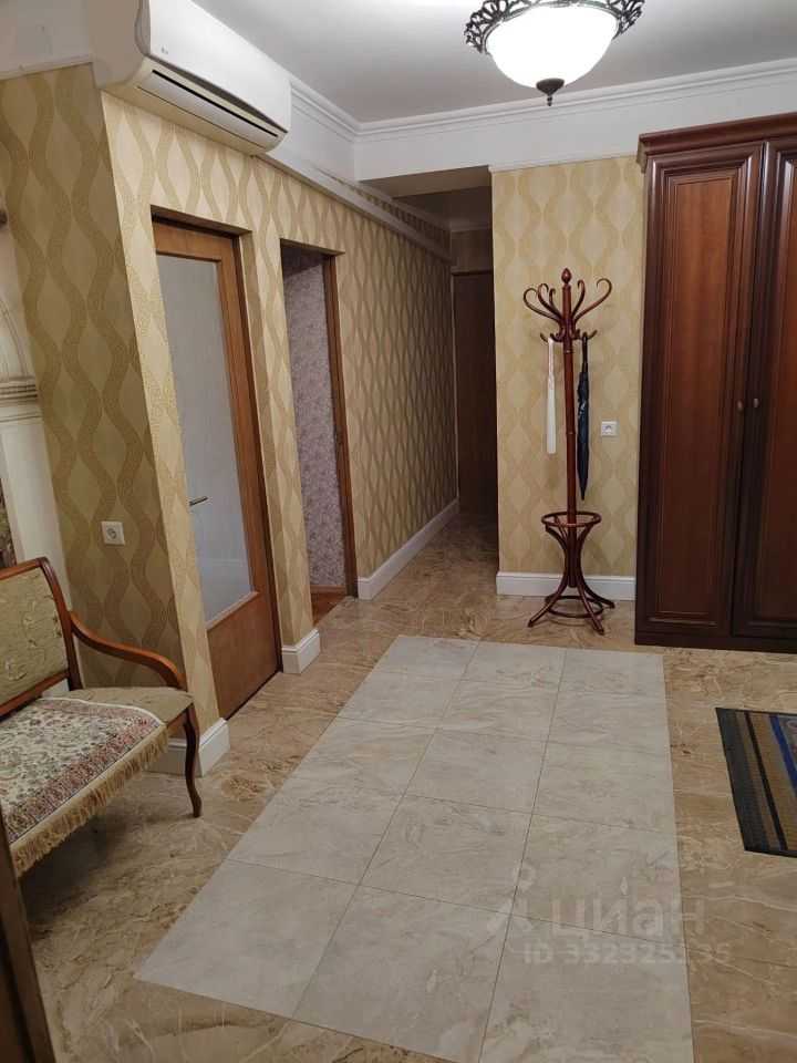 2-комнатная квартира, 60,7 м² — фотография 3
