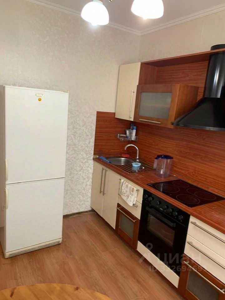 2-комнатная квартира, 55 м² — фотография 2