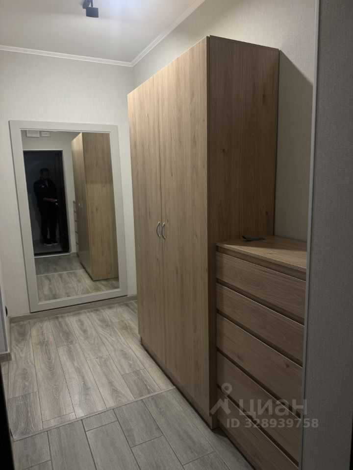 1-комнатная квартира, 49 м² — фотография 3