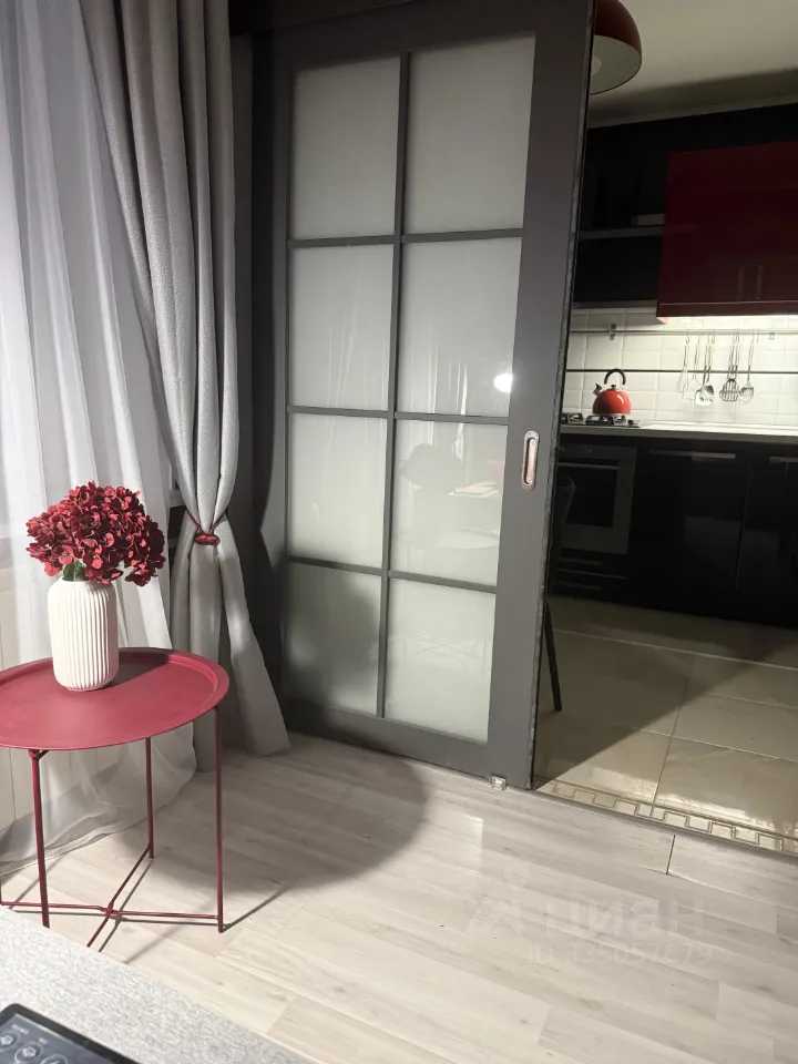 2-комнатная квартира, 42 м² — фотография 2