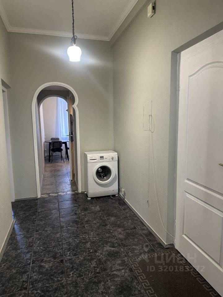 2-комнатная квартира, 58 м² — фотография 2