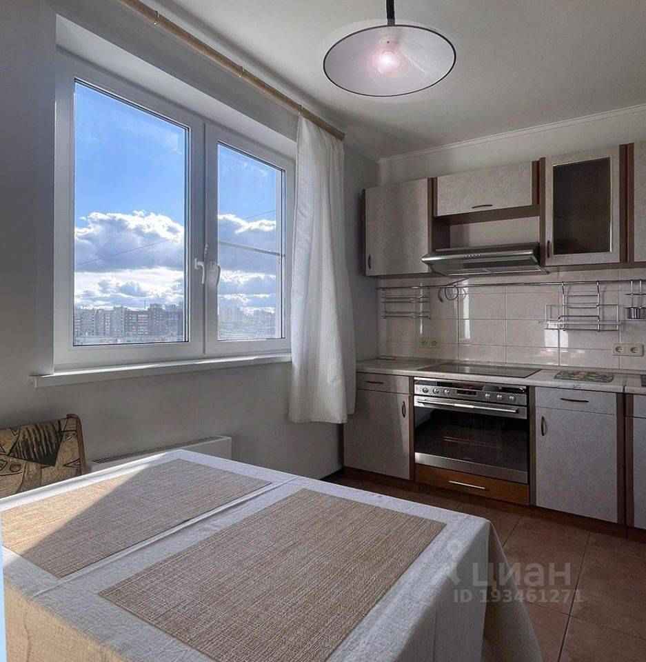 1-комнатная квартира, 38 м²