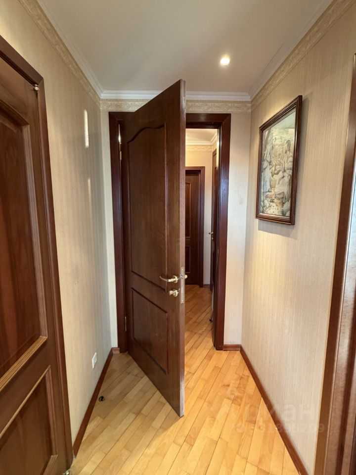 1-комнатная квартира, 62 м² — фотография 2
