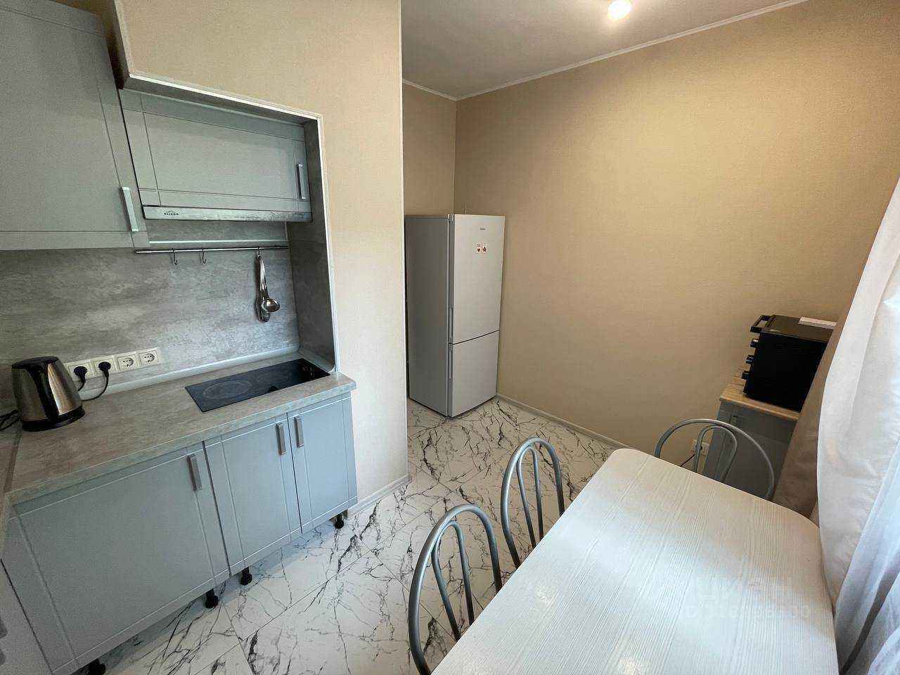 1-комнатная квартира, 42 м² — фотография 2