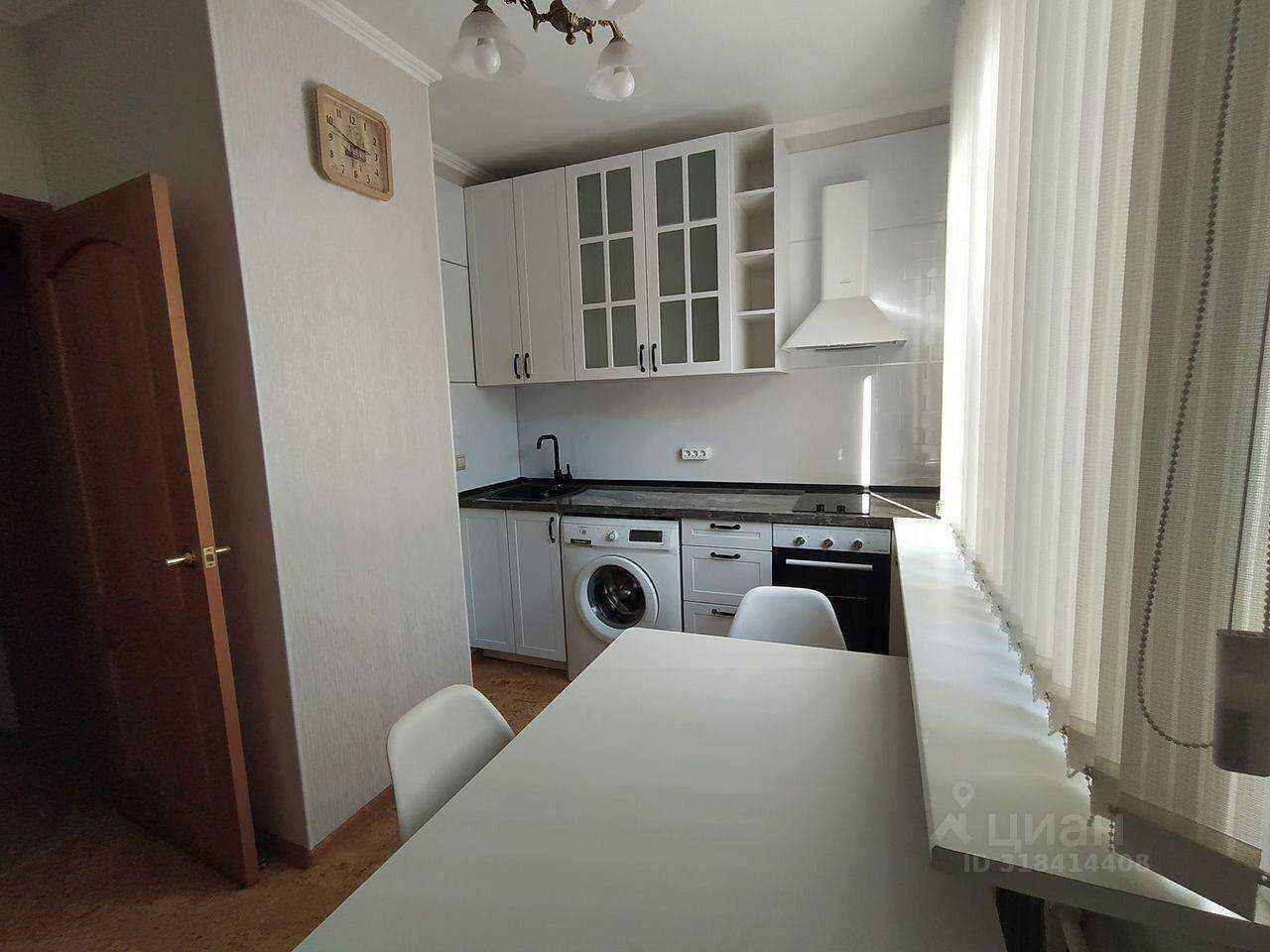 1-комнатная квартира, 42 м² — фотография 2