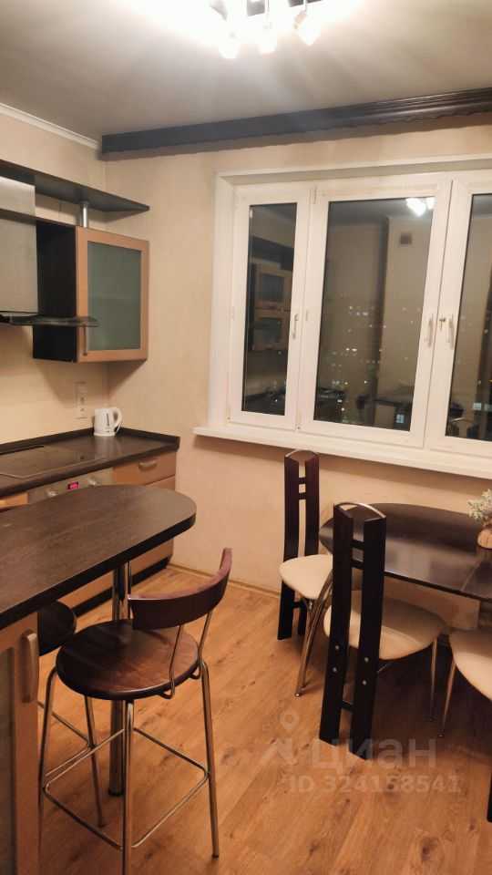 3-комнатная квартира, 72 м² — фотография 2