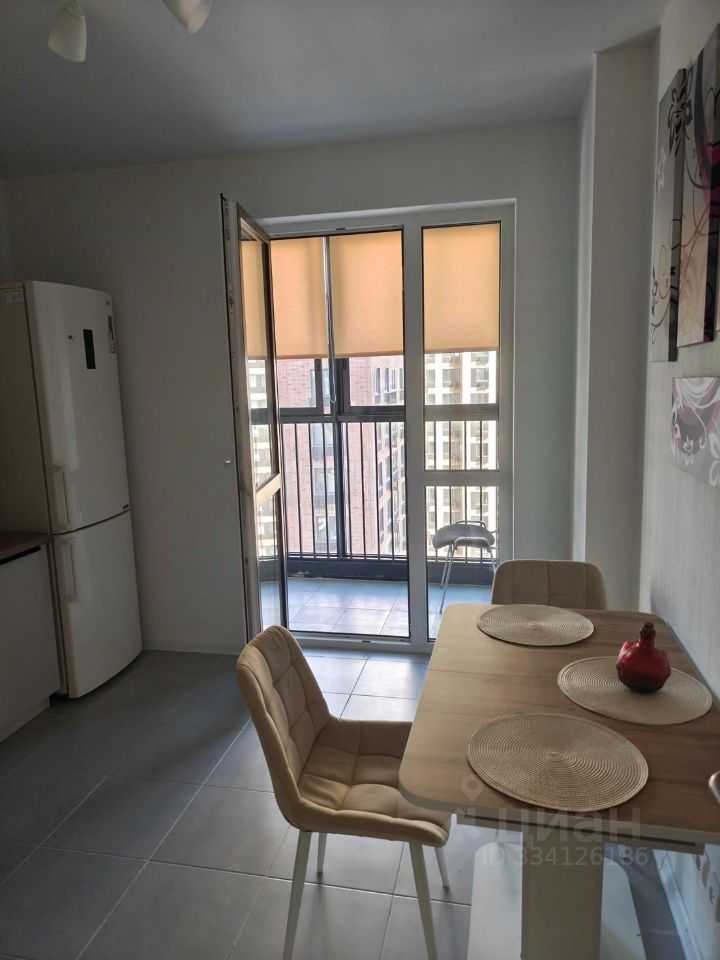 1-комнатная квартира, 40 м² — фотография 3