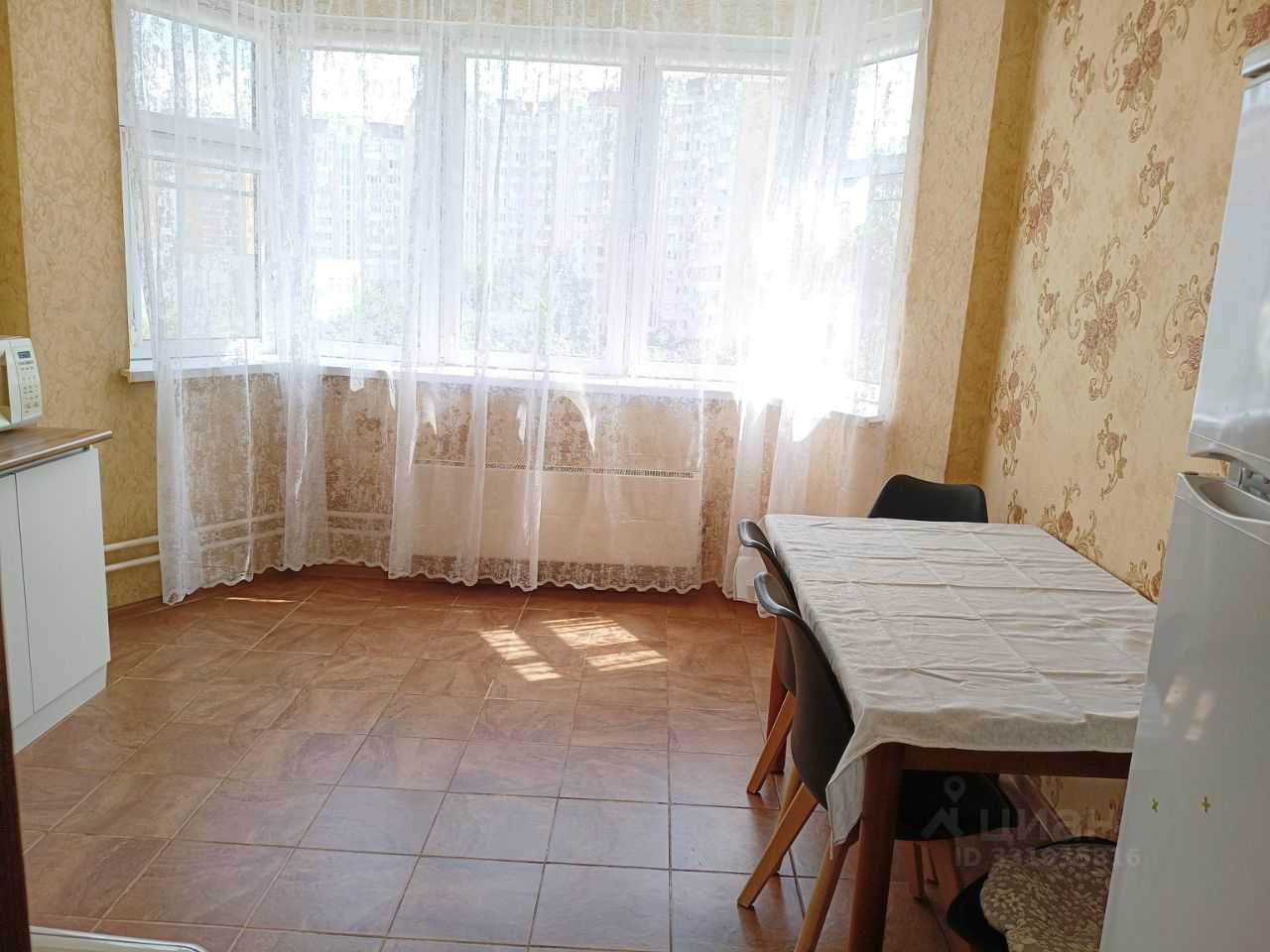 3-комнатная квартира, 76 м² — фотография 2