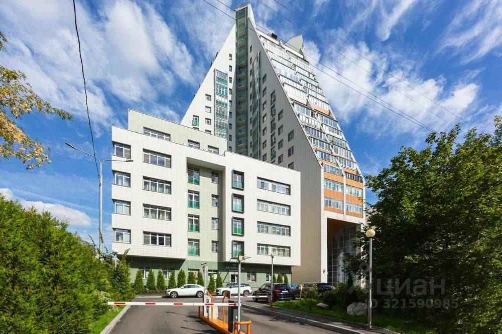5-комнатная квартира, 200 м² — фотография 2