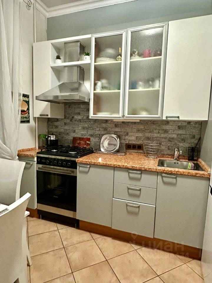 2-комнатная квартира, 56 м² — фотография 2