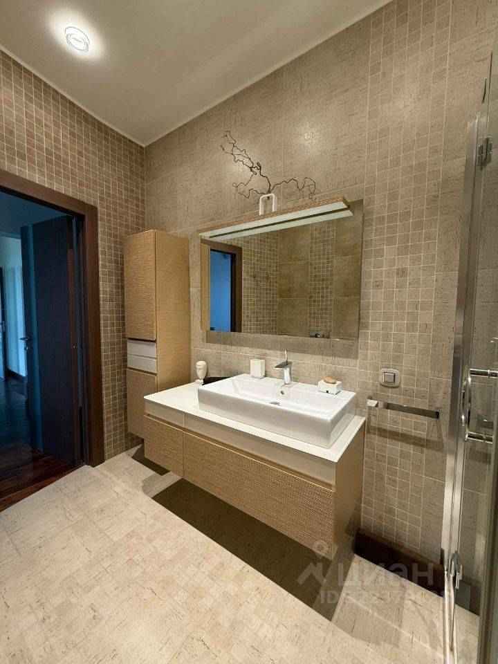 2-комнатная квартира, 60 м² — фотография 3