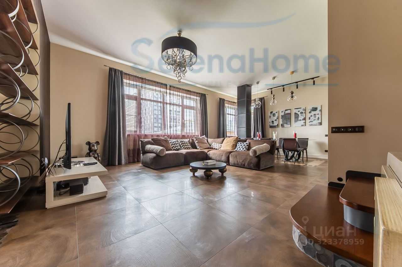 4-комнатная квартира, 200 м²