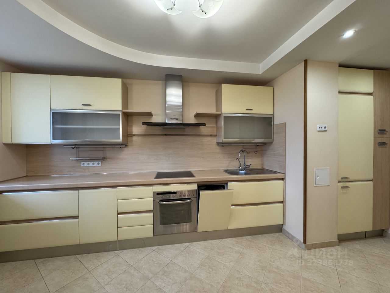 3-комнатная квартира, 97 м² — фотография 2