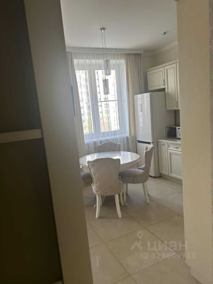 2-комнатная квартира, 54 м² — фотография 3