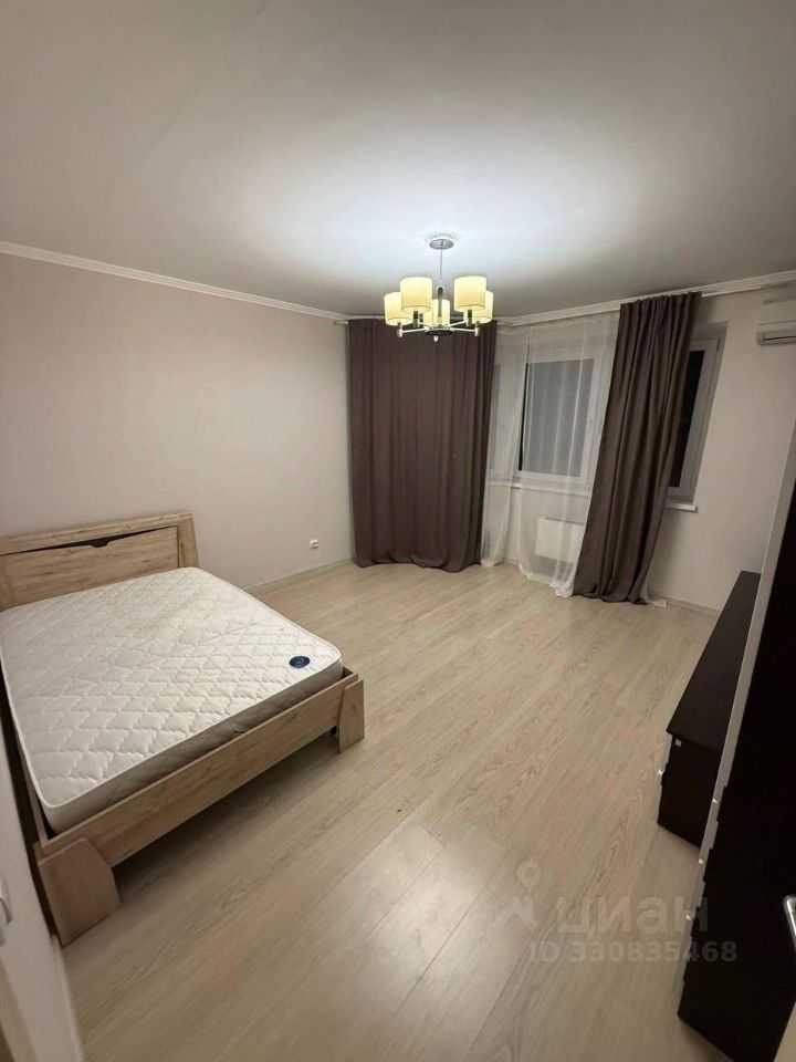 1-комнатная квартира, 36,7 м² — фотография 2