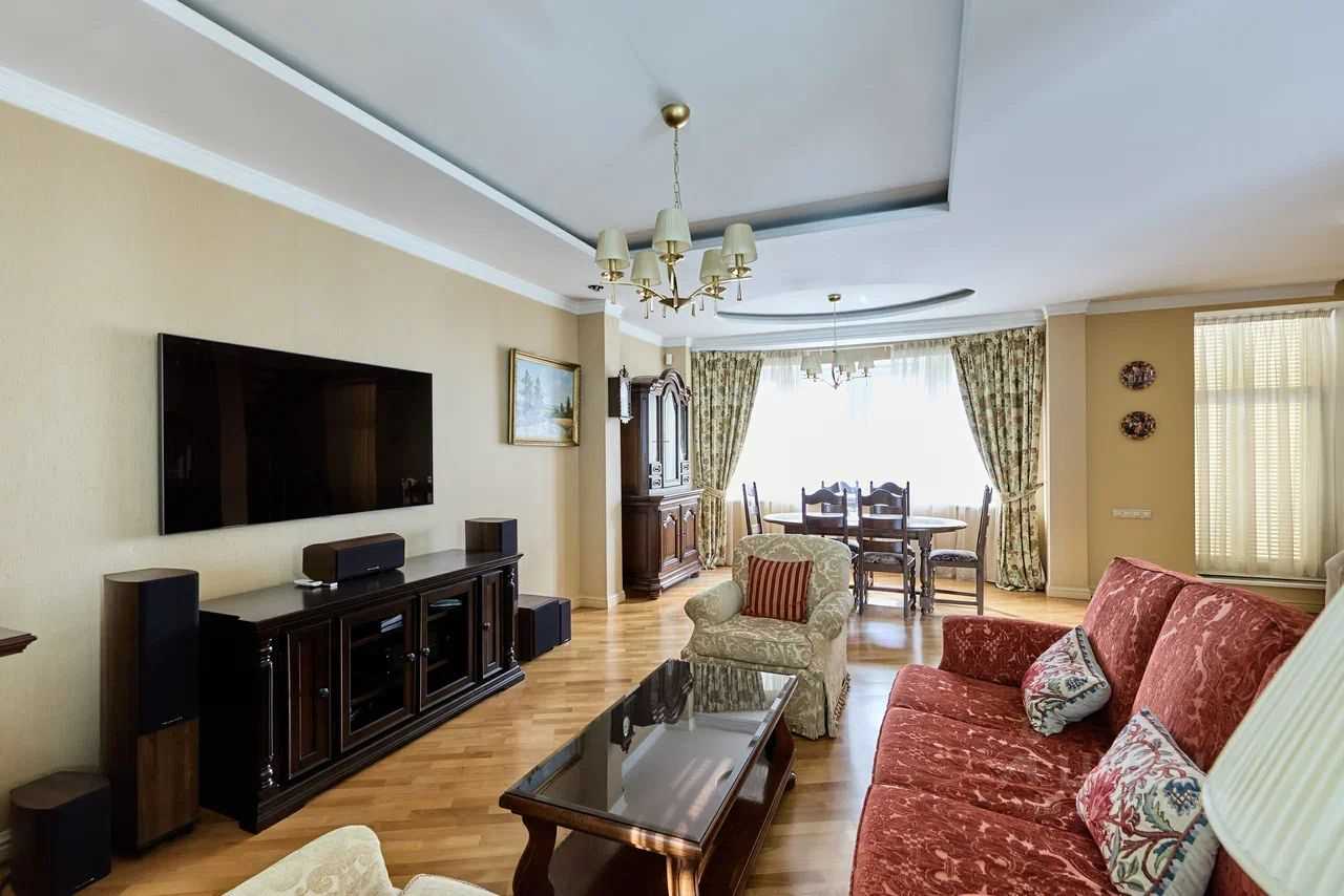 4-комнатная квартира, 163,5 м² — фотография 3