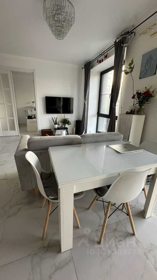 1-комнатная квартира, 55 м² — фотография 2