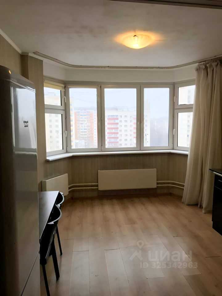 2-комнатная квартира, 60,2 м² — фотография 2