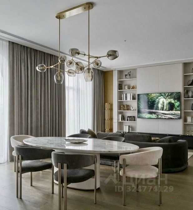 4-комнатная квартира, 220 м² — фотография 2