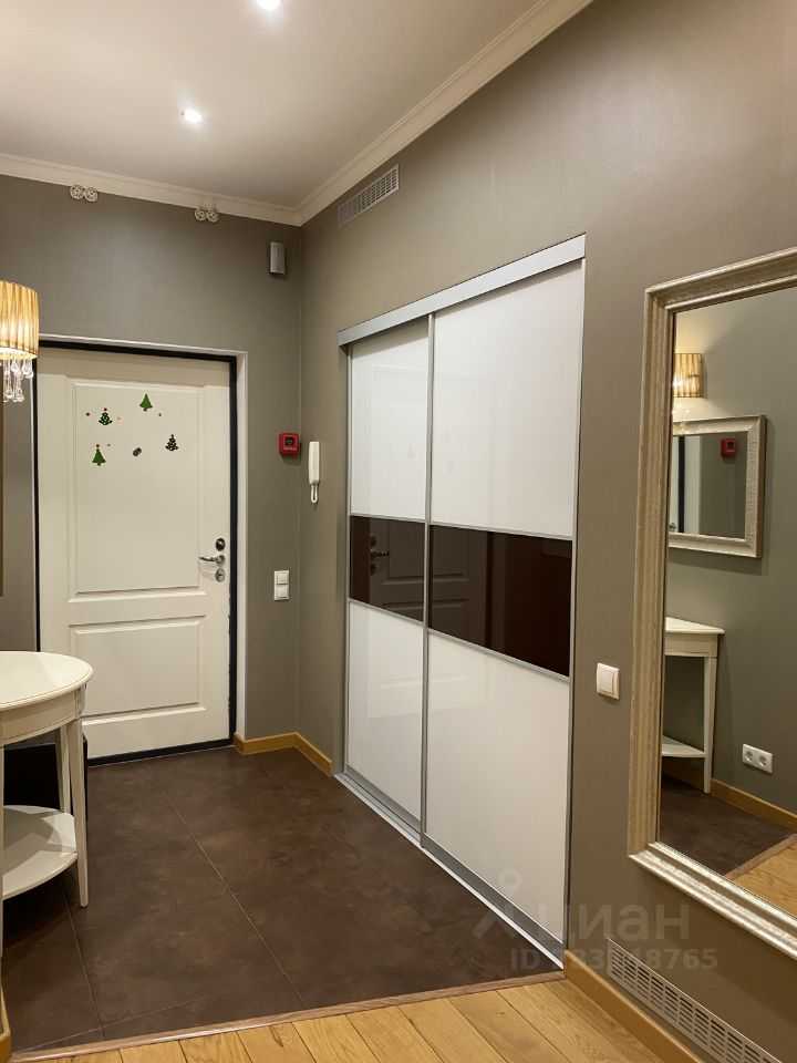 1-комнатная квартира, 55 м² — фотография 2