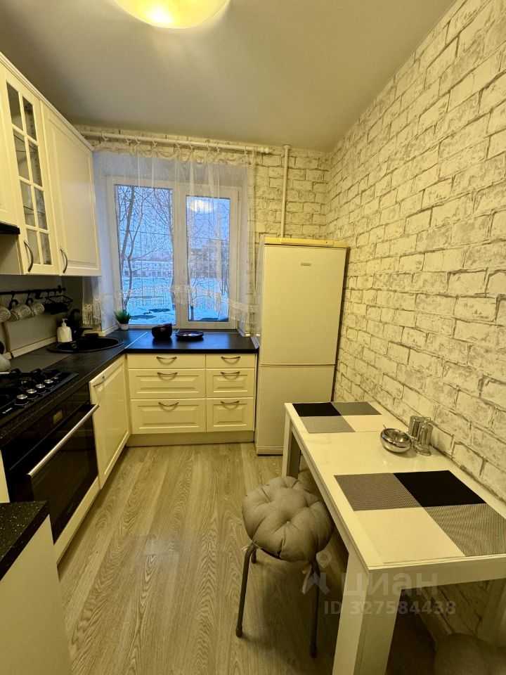 1-комнатная квартира, 35 м² — фотография 2