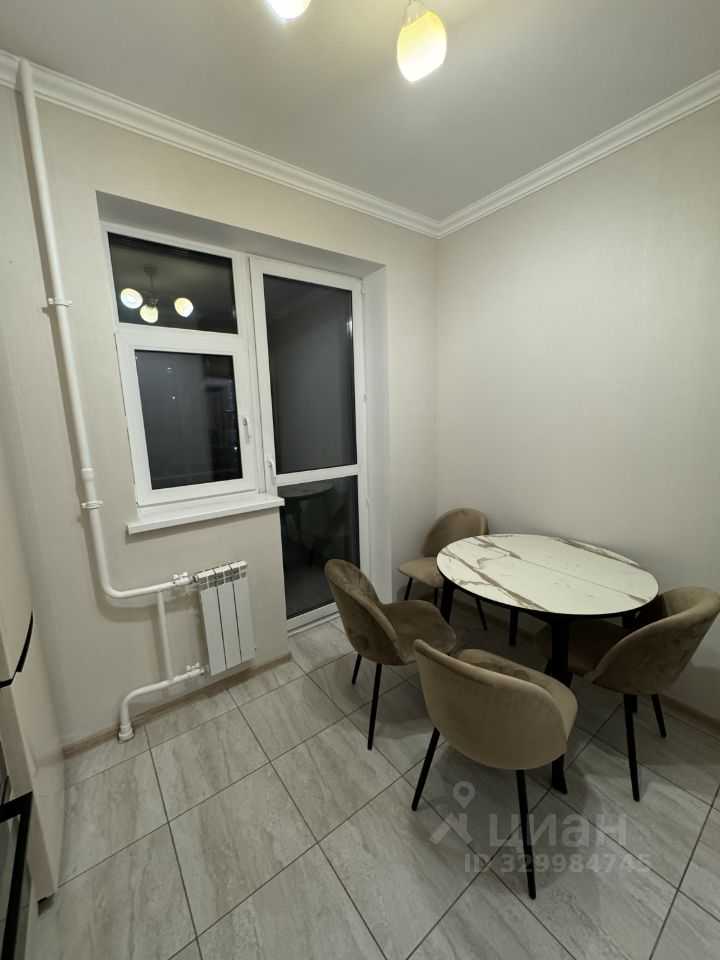 1-комнатная квартира, 38 м² — фотография 3