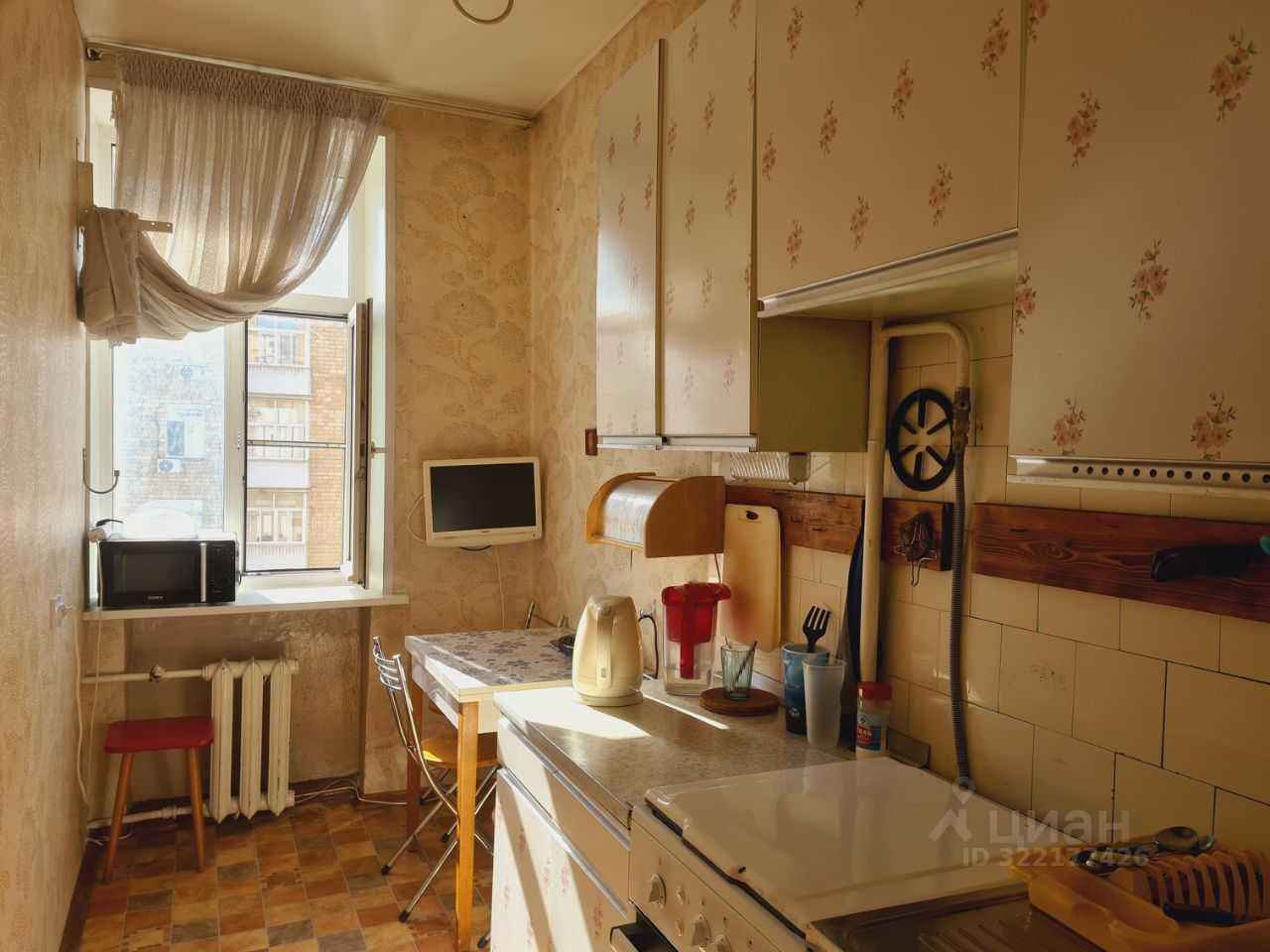 2-комнатная квартира, 42,2 м² — фотография 2
