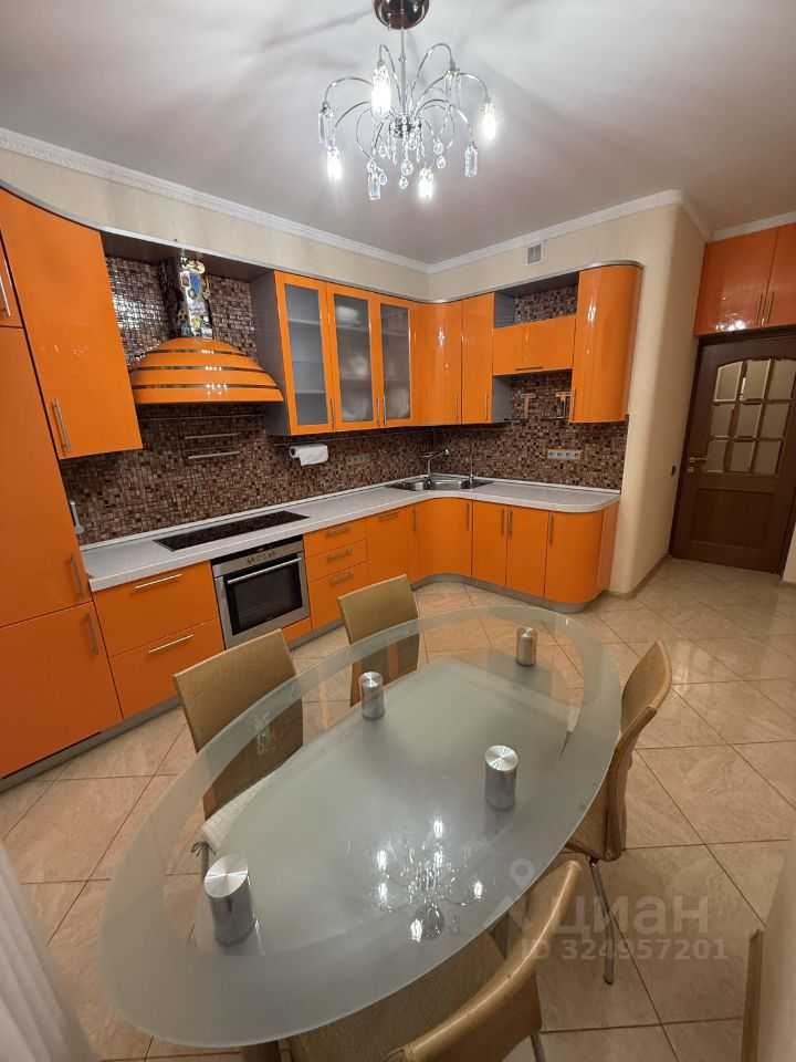 2-комнатная квартира, 85 м²