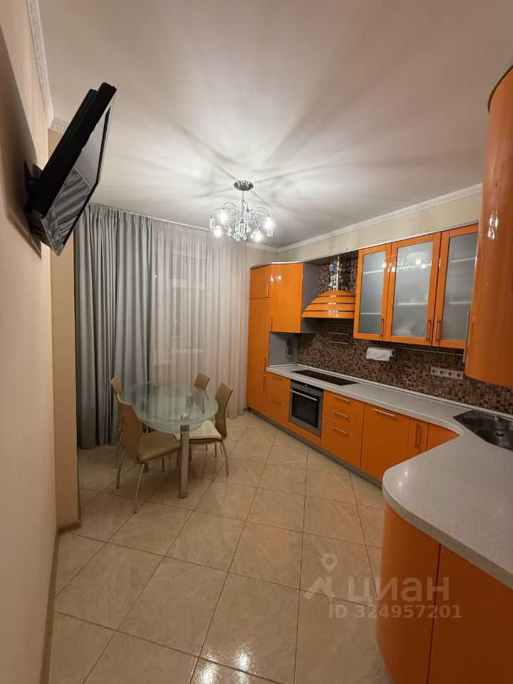 2-комнатная квартира, 85 м² — фотография 3