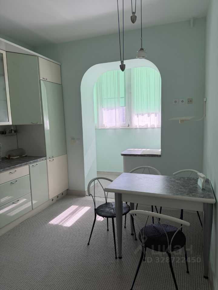 2-комнатная квартира, 72 м² — фотография 2