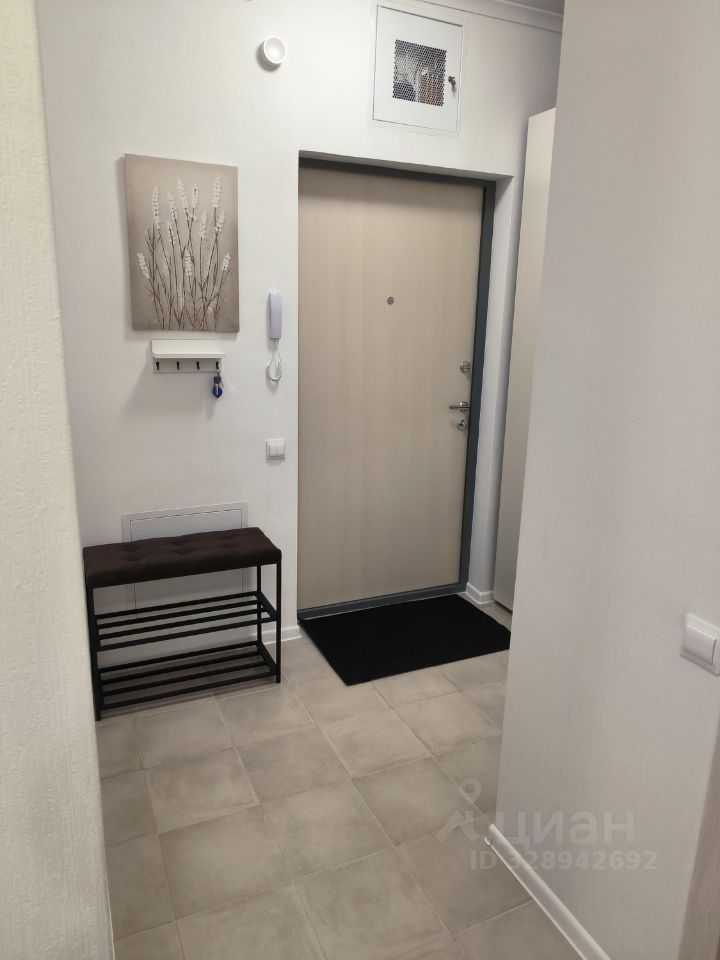 2-комнатная квартира, 57 м² — фотография 2