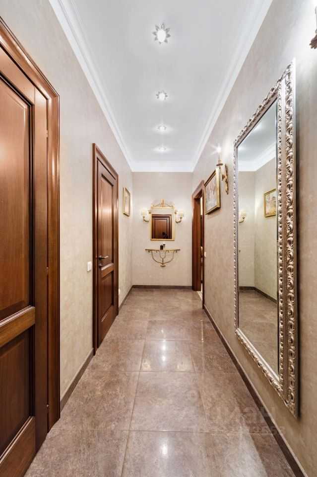 4-комнатная квартира, 140 м²