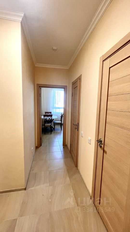 2-комнатная квартира, 56 м² — фотография 3