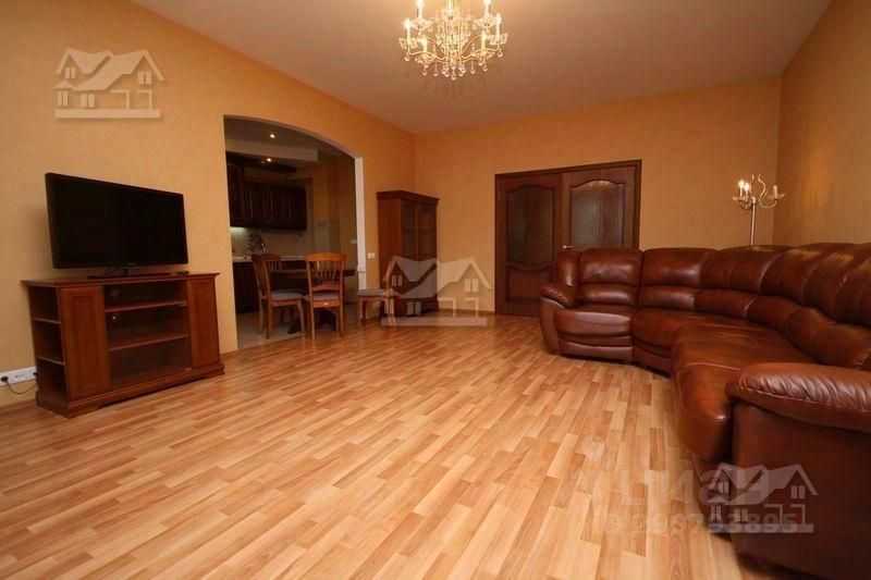 4-комнатная квартира, 148 м² — фотография 3