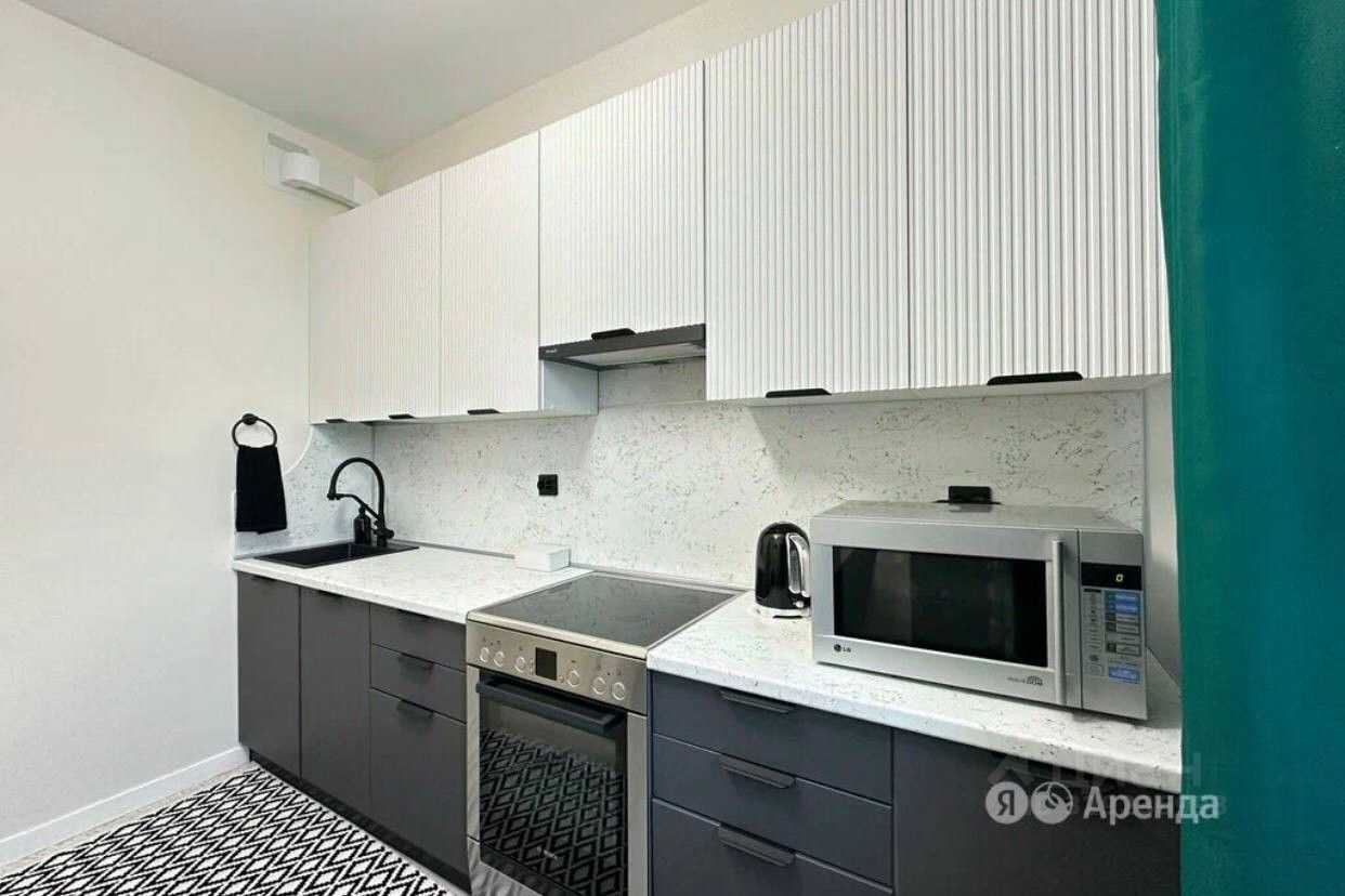 2-комнатная квартира, 56 м² — фотография 3