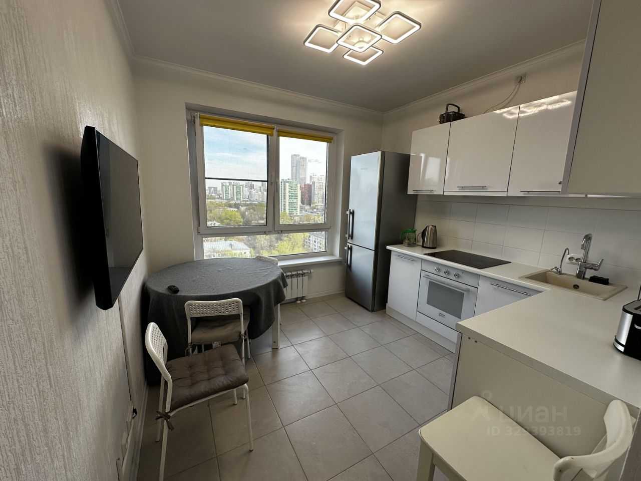 2-комнатная квартира, 55 м² — фотография 3