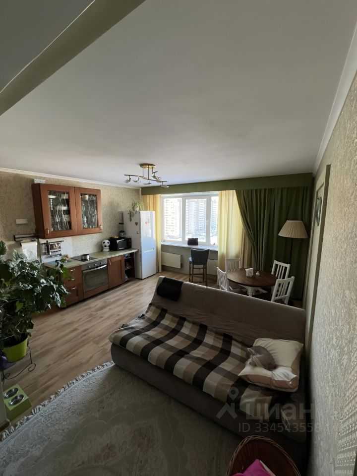 4-комнатная квартира, 103 м² — фотография 2