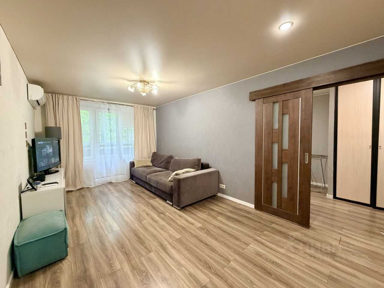 3-комнатная квартира, 55 м² — фотография 2