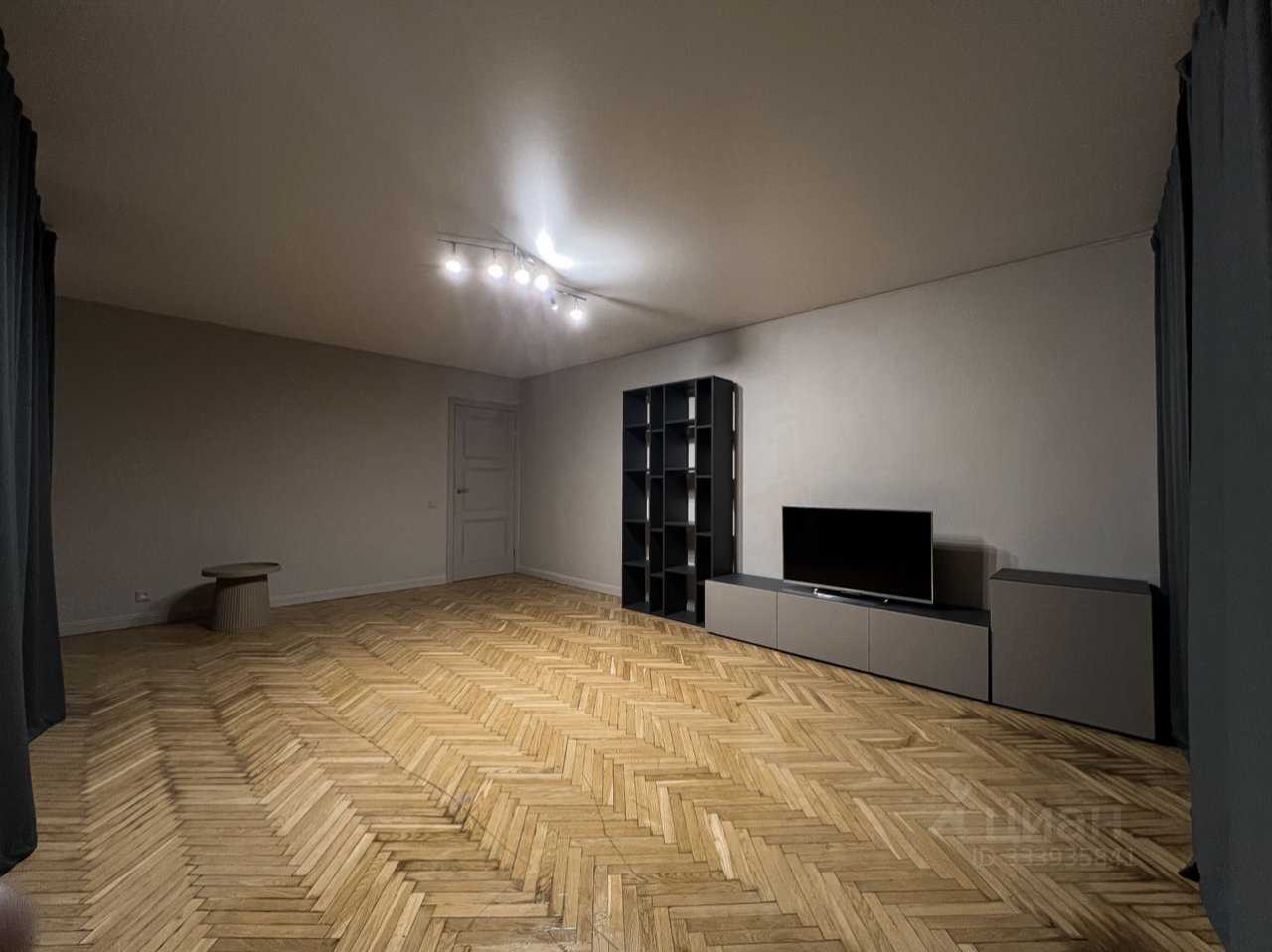 2-комнатная квартира, 68 м² — фотография 3