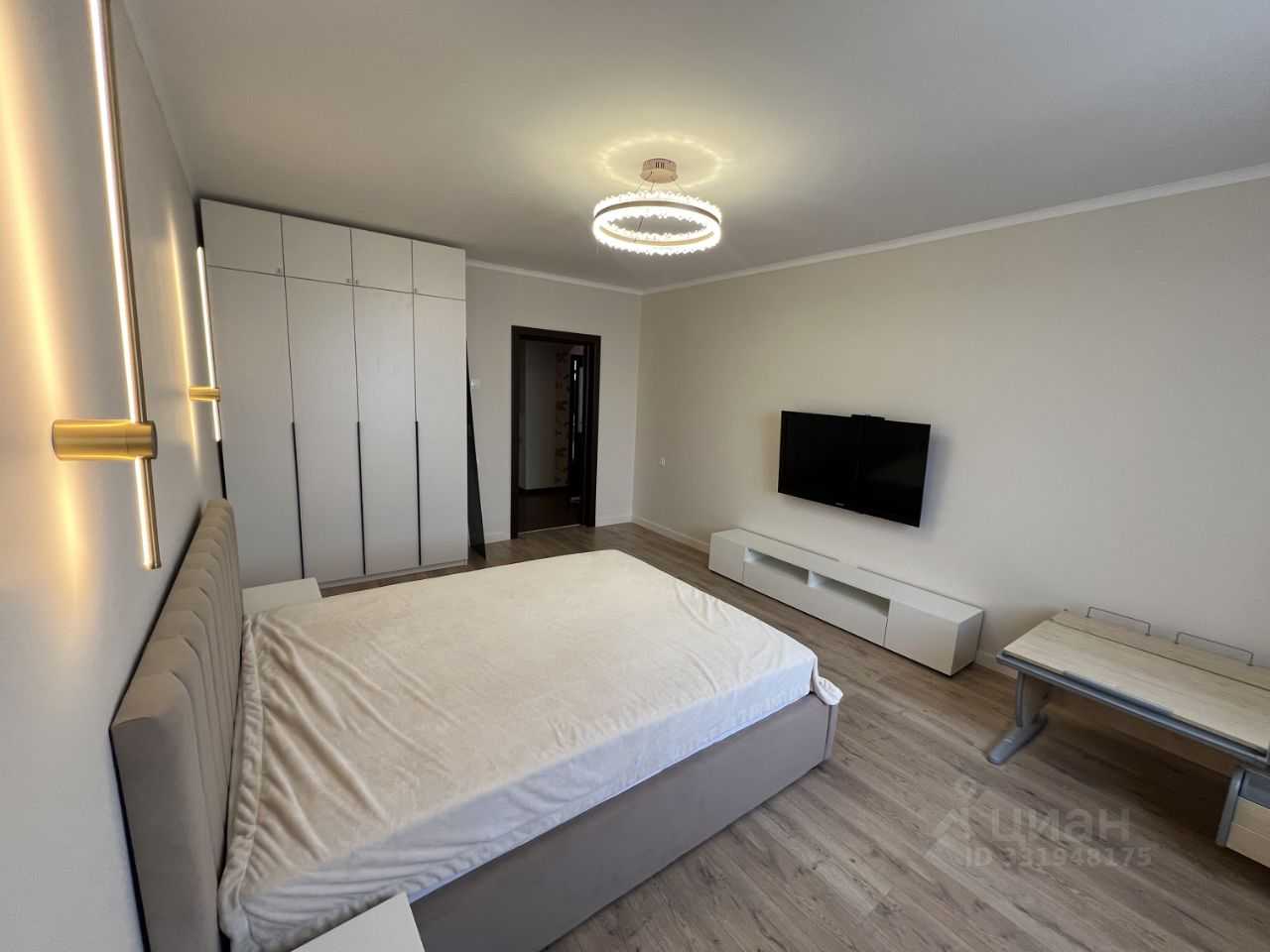 2-комнатная квартира, 89 м² — фотография 3