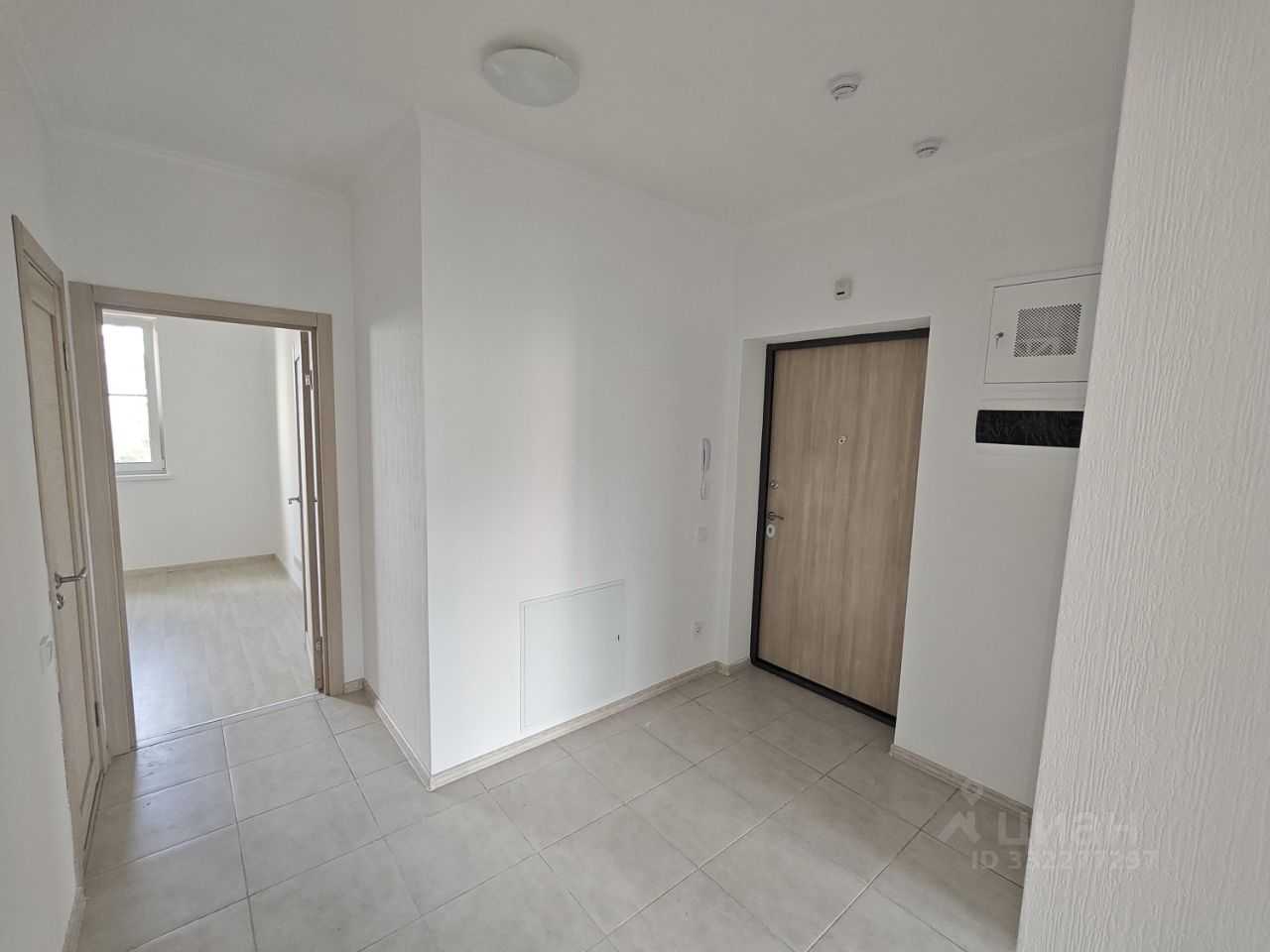 2-комнатная квартира, 56 м² — фотография 3
