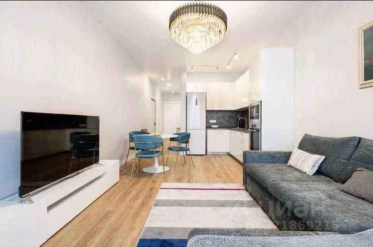 2-комнатная квартира, 55 м² — фотография 2