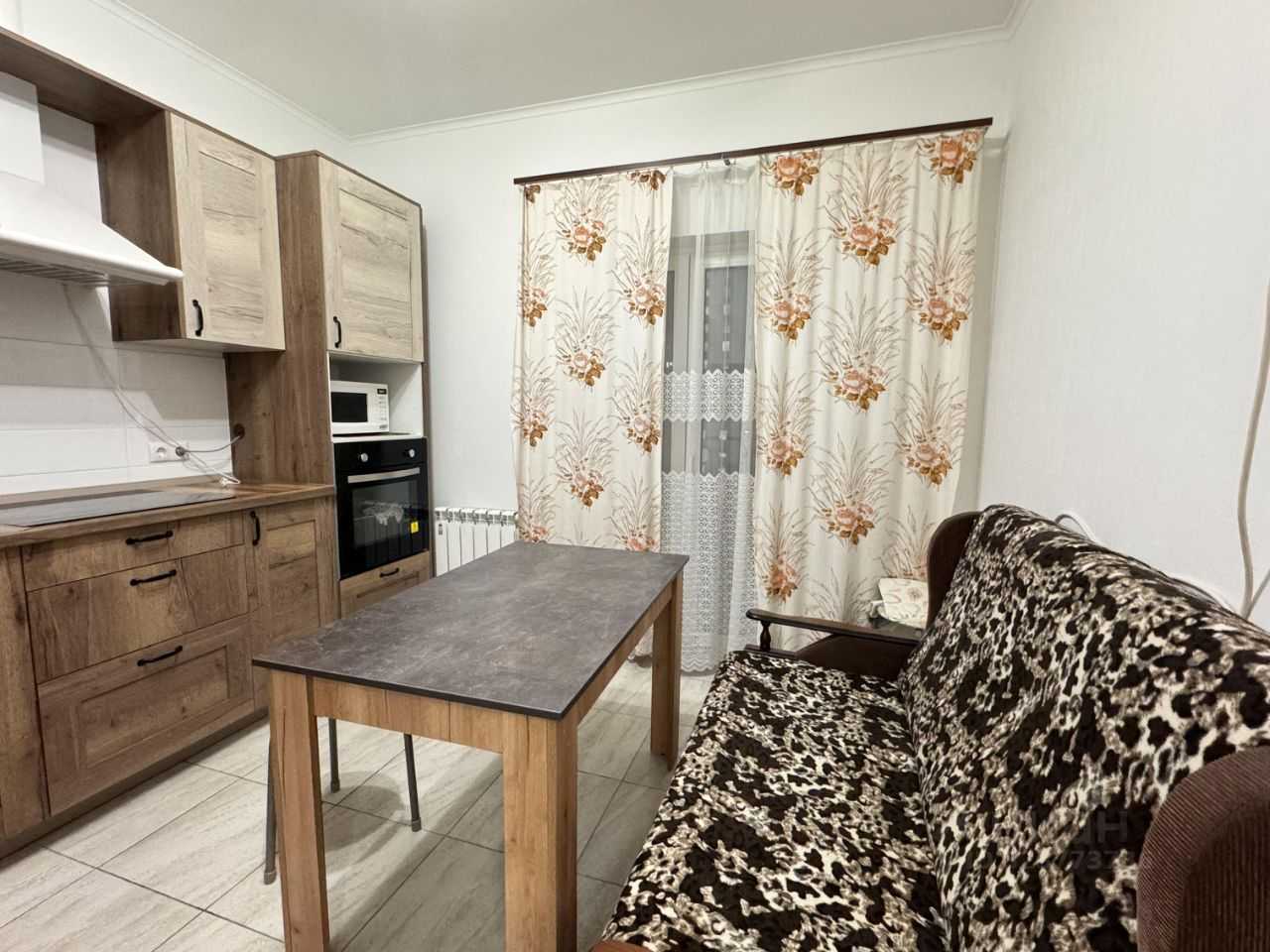 1-комнатная квартира, 45 м² — фотография 2