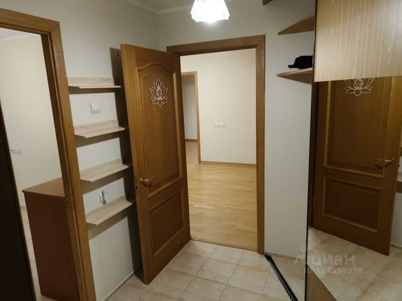 2-комнатная квартира, 56 м² — фотография 2
