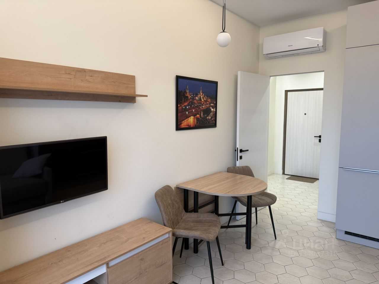 2-комнатная квартира, 42 м² — фотография 2