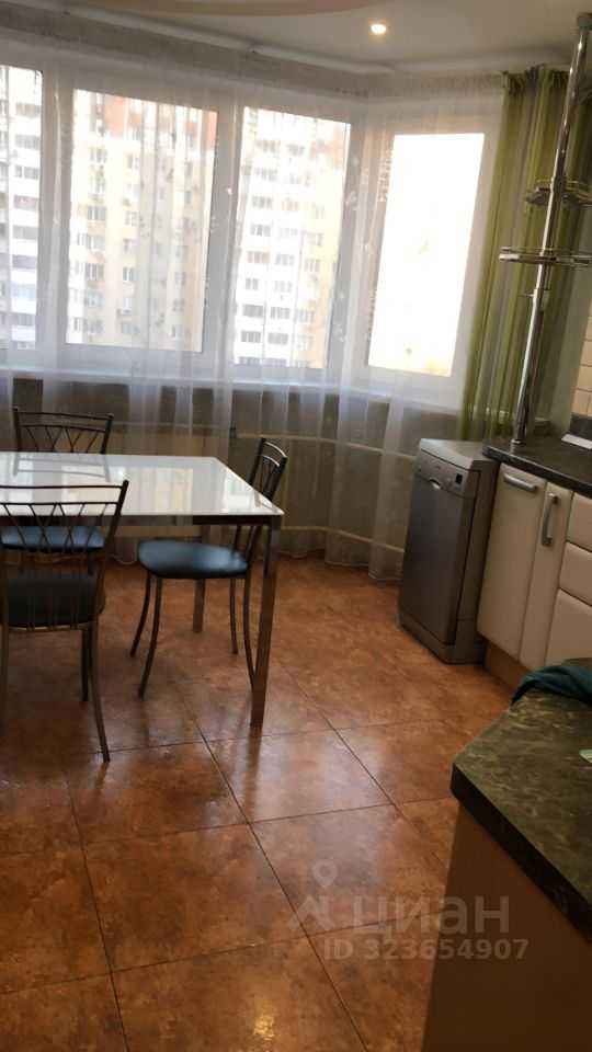 2-комнатная квартира, 60 м²