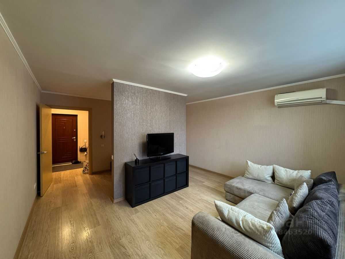1-комнатная квартира, 50 м² — фотография 3