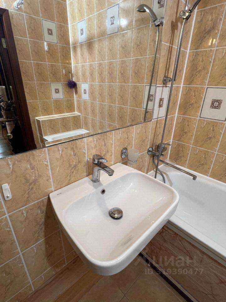 1-комнатная квартира, 46 м² — фотография 3