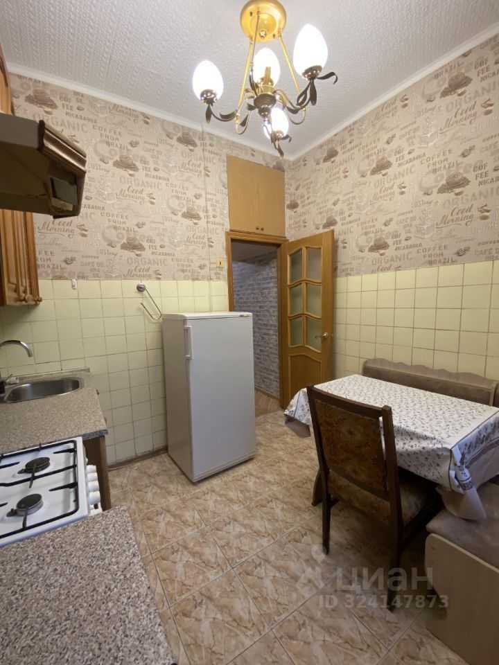 4-комнатная квартира, 85 м² — фотография 2